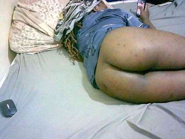 Hornyvibes webcam