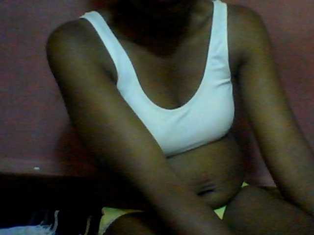 Balanchega, live now on BongaCams