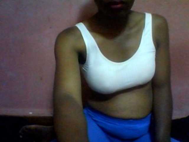 Balanchega, live now on BongaCams