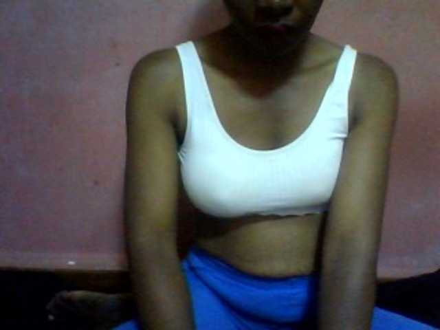 Balanchega, live now on BongaCams