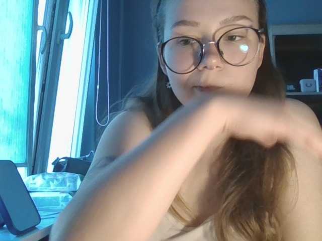 KatyTasty live cam on BongaCams