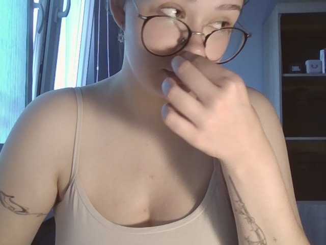 KatyTasty live cam on BongaCams