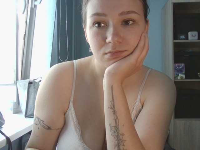 KatyTasty live cam on BongaCams