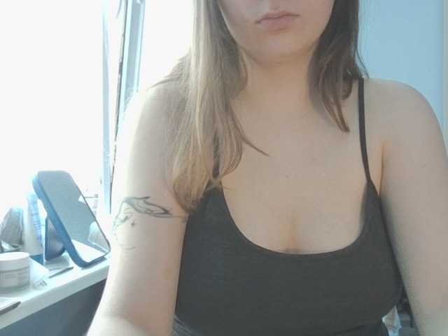 KatyTasty live cam on BongaCams