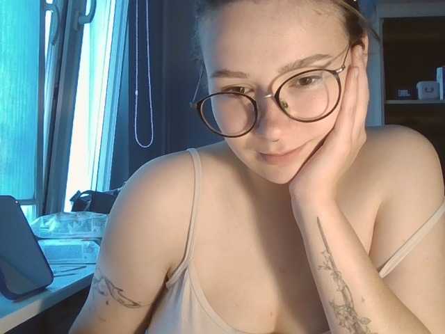 KatyTasty live cam on BongaCams