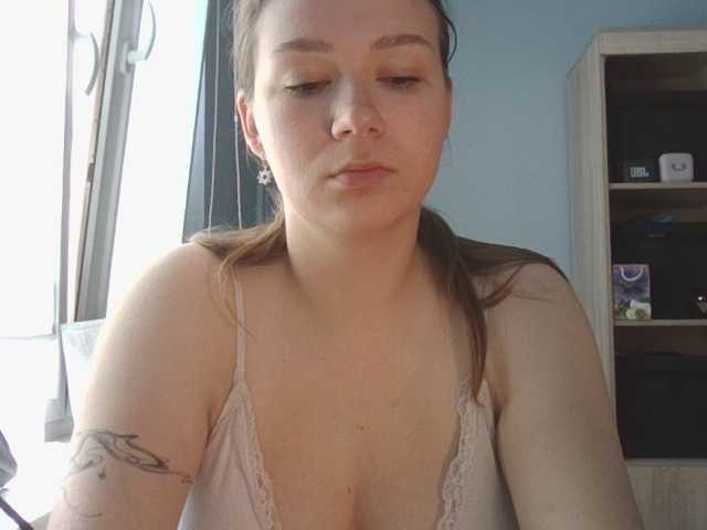 KatyTasty live cam on BongaCams