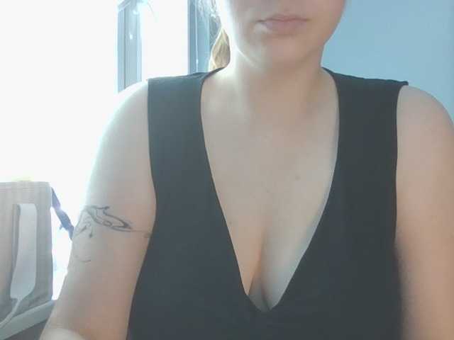 KatyTasty live cam on BongaCams