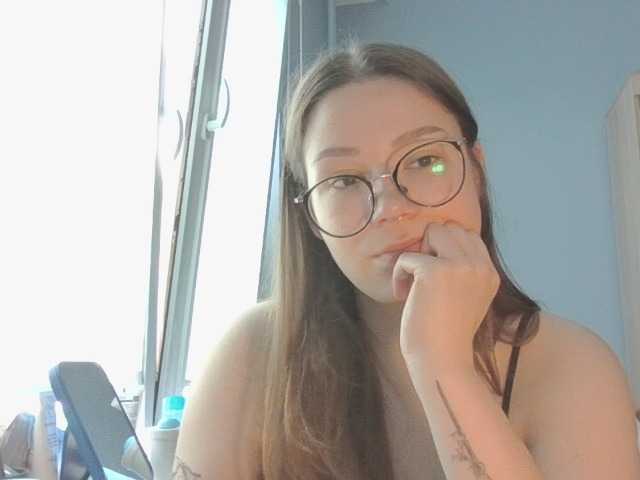 KatyTasty live cam on BongaCams