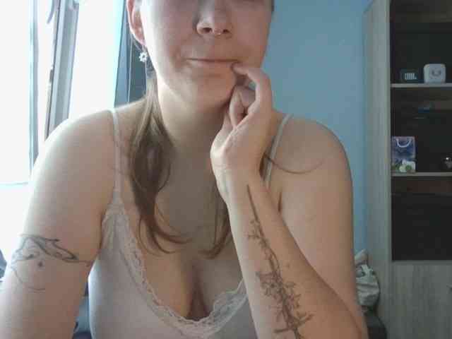 KatyTasty webcam