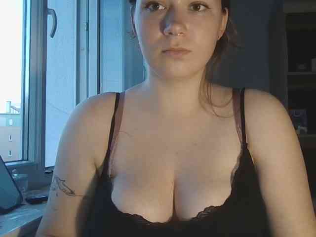 KatyTasty webcam