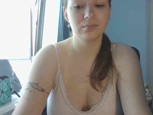 KatyTasty webcam