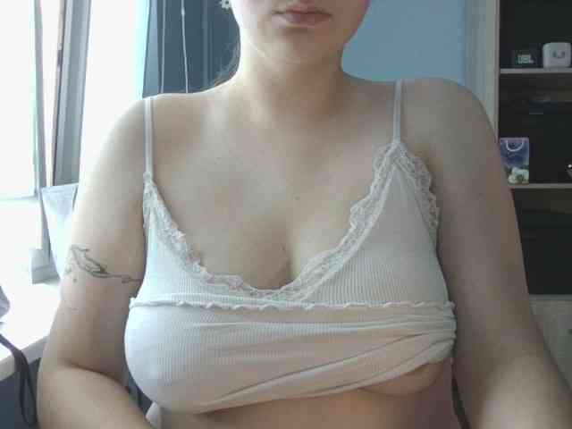 KatyTasty webcam
