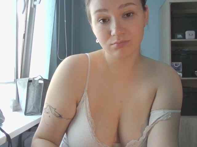 KatyTasty webcam