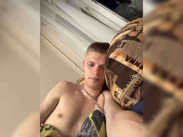 PhantomBou Sex Cam Show