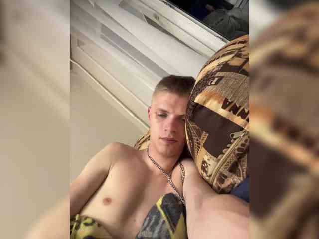 PhantomBou Sex Cam Show