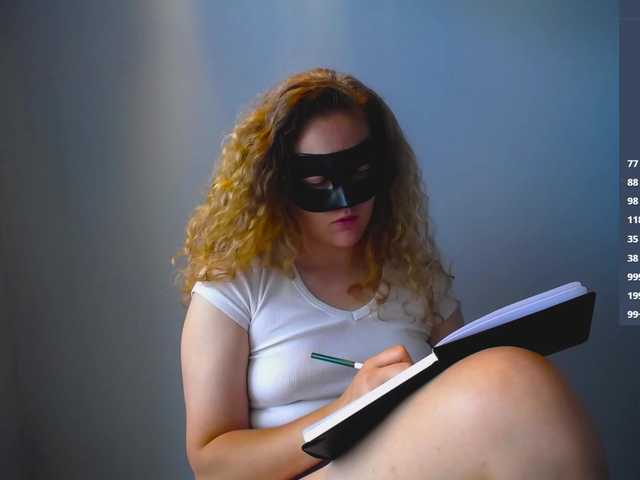 Bubbblegum live cam on BongaCams
