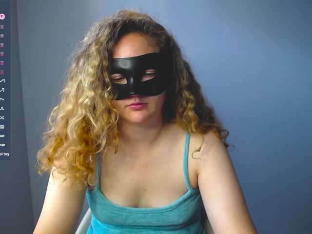 Bubbblegum live cam on BongaCams