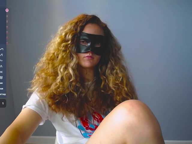 Bubbblegum live cam on BongaCams