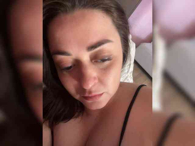 Brigittaa Sex Cam Show
