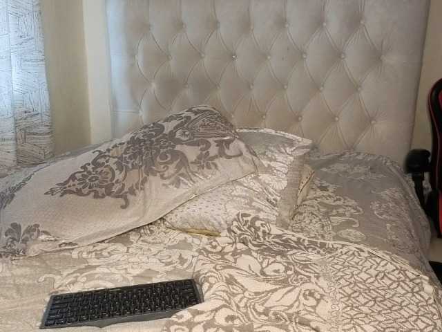Tnnicckah live webcam show