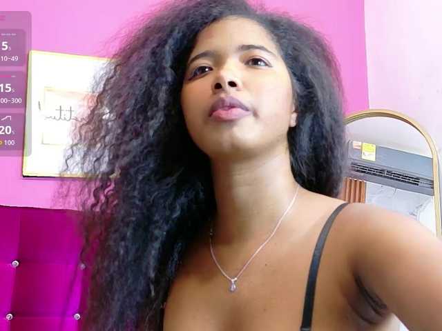 shyblacksweetiee live cam on BongaCams