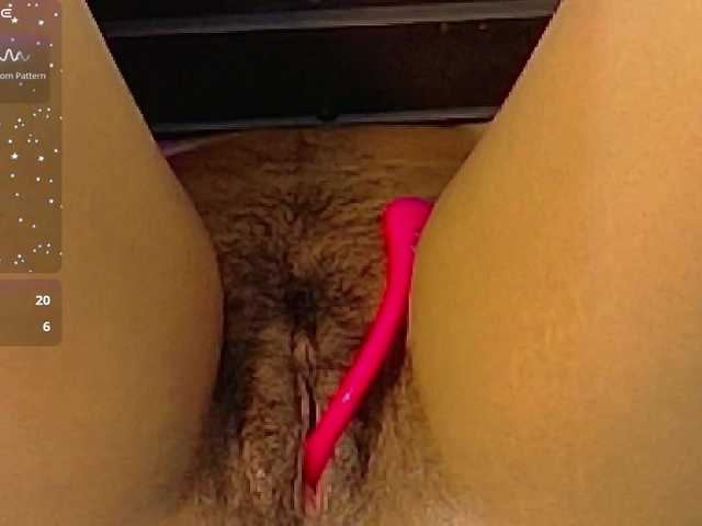 shyblacksweetiee live cam on BongaCams
