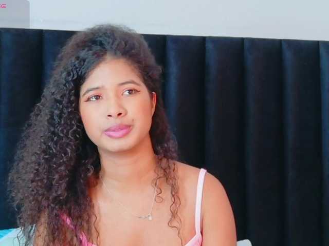 shyblacksweetiee's BongaCams show and profile