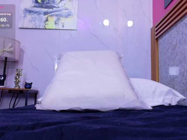 shyblacksweetiee live cam on BongaCams