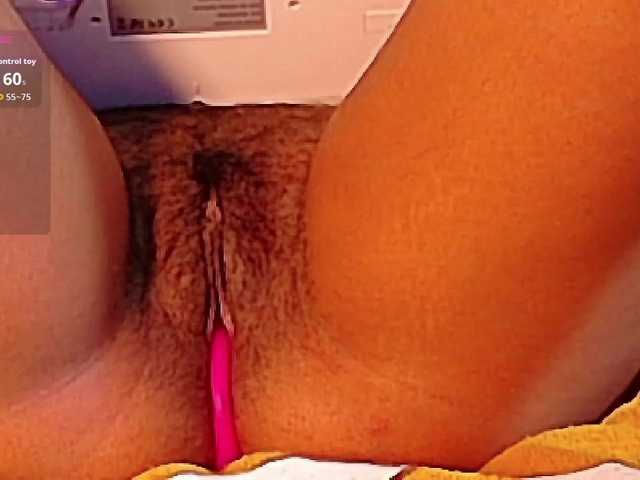 shyblacksweetiee live cam on BongaCams