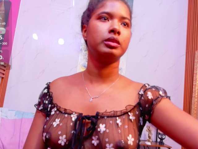 shyblacksweetiee live cam on BongaCams