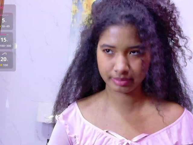 shyblacksweetiee live cam