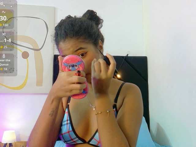 shyblacksweetiee live cam on BongaCams
