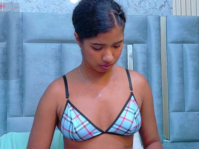 shyblacksweetiee's BongaCams show and profile