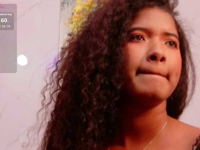 shyblacksweetiee live cam on BongaCams