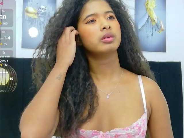 shyblacksweetiee live cam on BongaCams