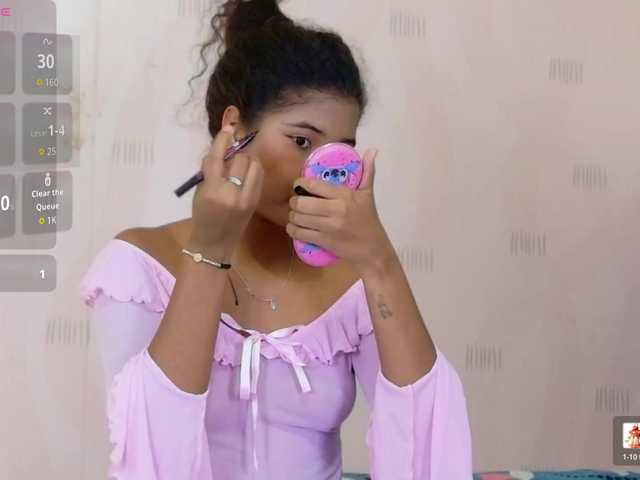 shyblacksweetiee live cam on BongaCams