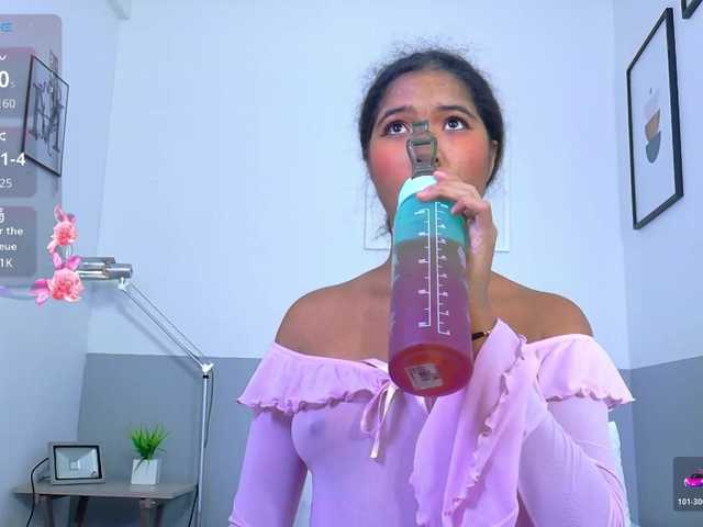shyblacksweetiee live cam on BongaCams