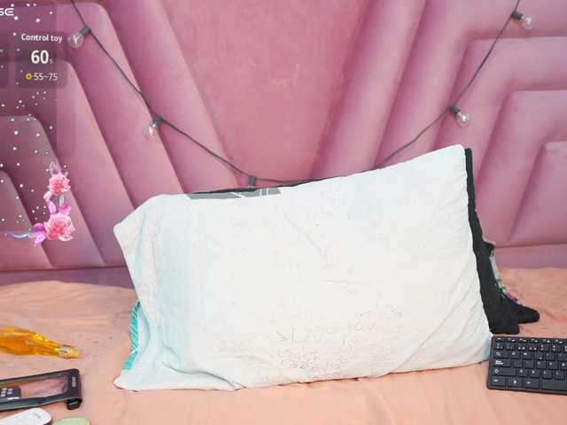 shyblacksweetiee live webcam show