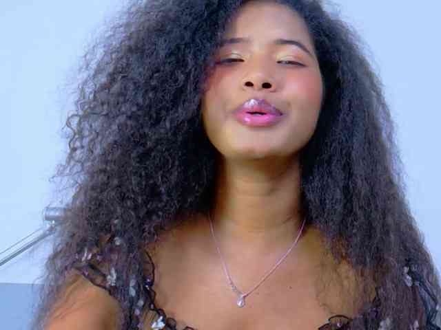 shyblacksweetiee shyblacksweetiee