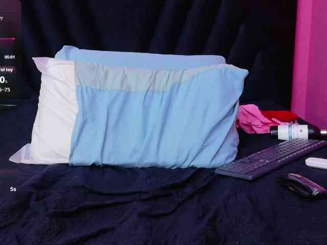 shyblacksweetiee webcam