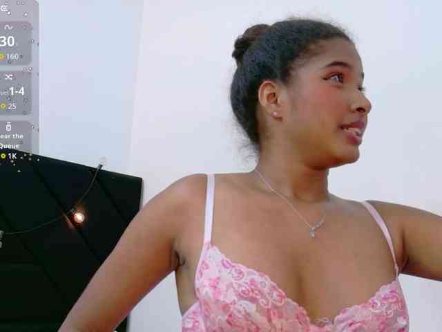 shyblacksweetiee Live Webcam on BongaCams