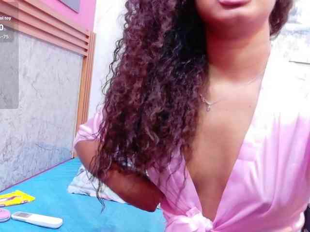 shyblacksweetiee webcam