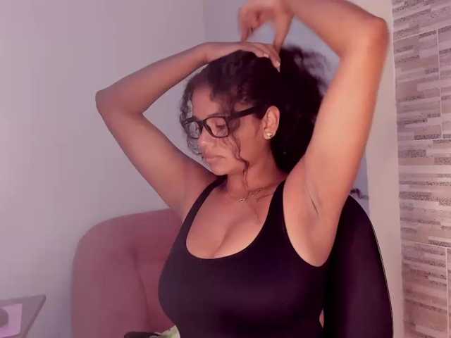 NinaCollinss live cam on BongaCams