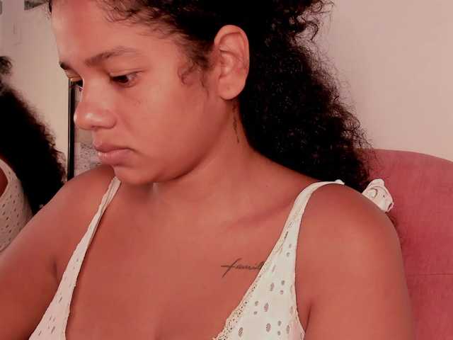 NinaCollinss live cam on BongaCams