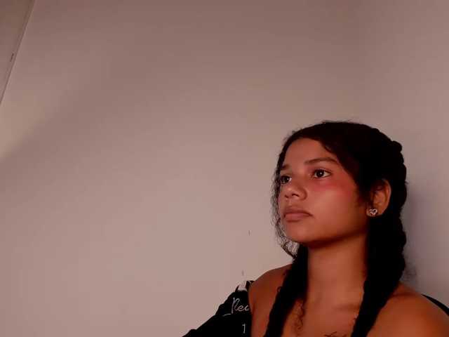NinaCollinss live cam on BongaCams