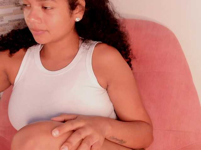 NinaCollinss live cam on BongaCams