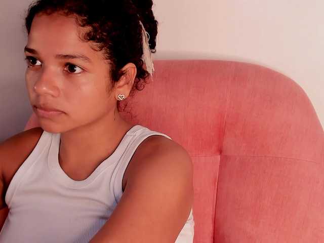 NinaCollinss live cam on BongaCams