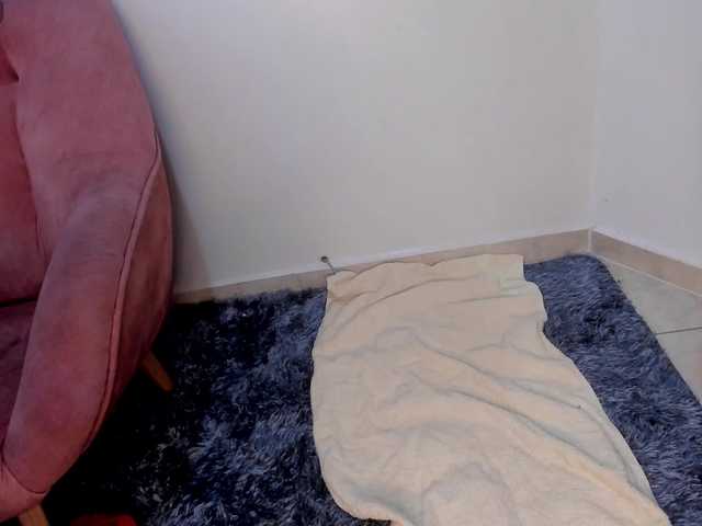NinaCollinss live cam on BongaCams