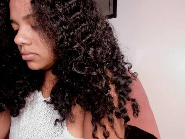 NinaCollinss live cam on BongaCams