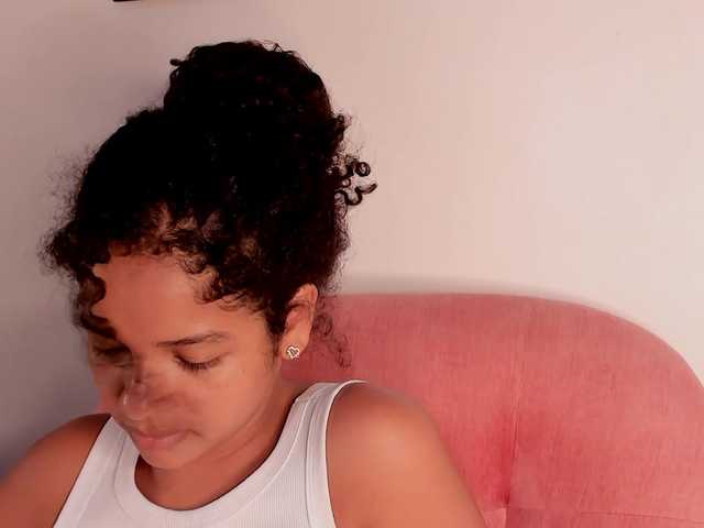 NinaCollinss live cam on BongaCams